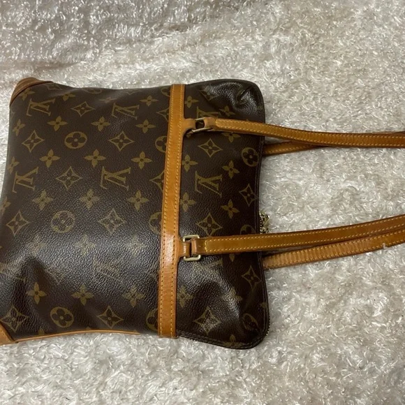 Authentic Louis Vuitton shoulder bag EUC - Picture 3 of 13